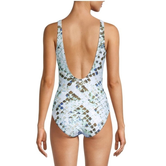 #069 Sz 4 DKNY Women's Multicolor One-Piece Swimsuit - Picture 2 of 10